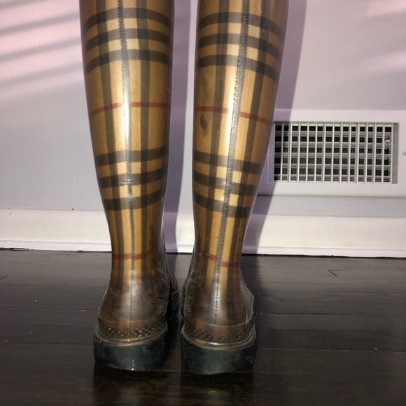 Burberry Rain boots - Picture 6 of 6